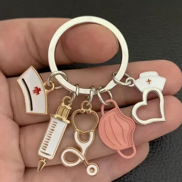 New Medical Nurse or Doctor Heart Keychain - Picture 1 of 7